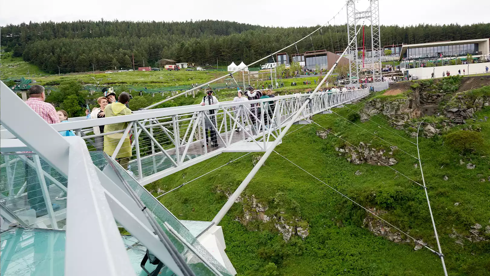 The diamond bridge